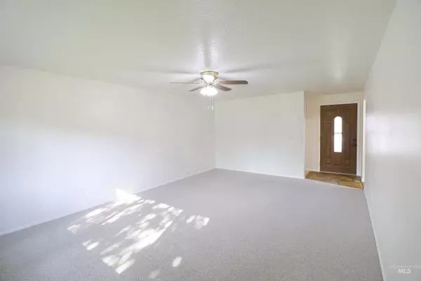 Boise, ID 83704,2355 N Wilmington Dr