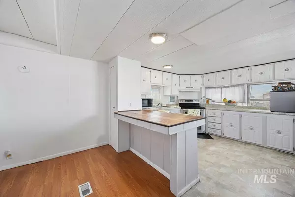 Wendell, ID 83355,314 W Avenue G