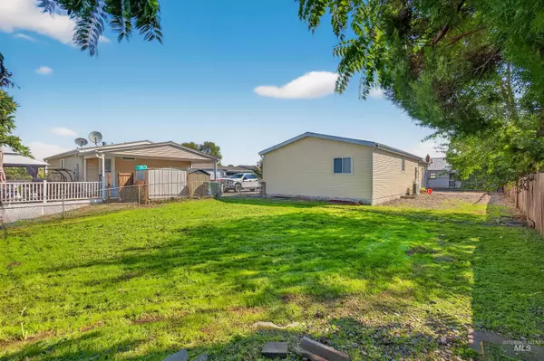 Lewiston, ID 83501,3212 1/2 5th St