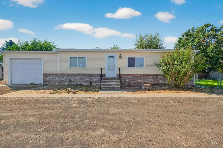 3212 1/2 5th St, Lewiston, ID 83501