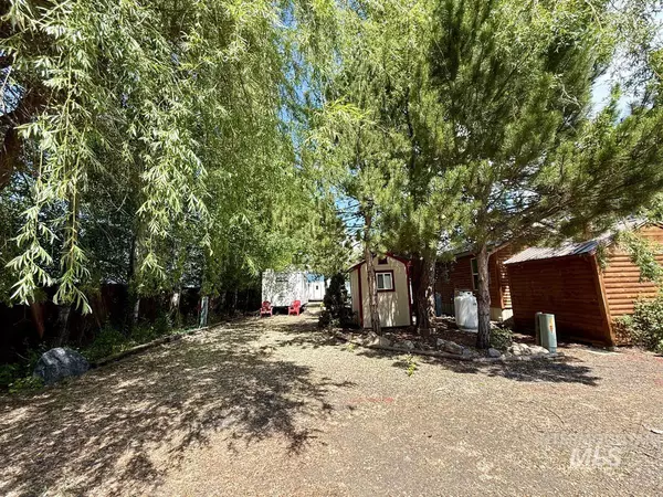 2 P Street, Cascade, ID 83611