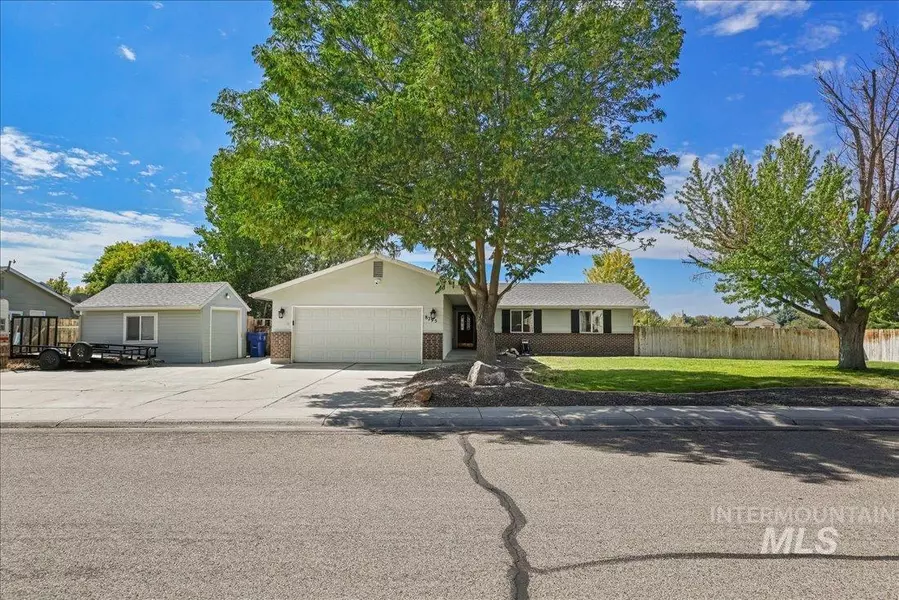 8795 W Kiowa Dr, Boise, ID 83709