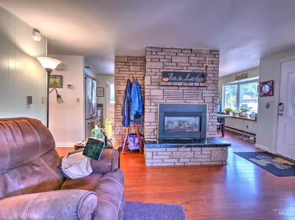 Moscow, ID 83843,1017 S Blaine St.