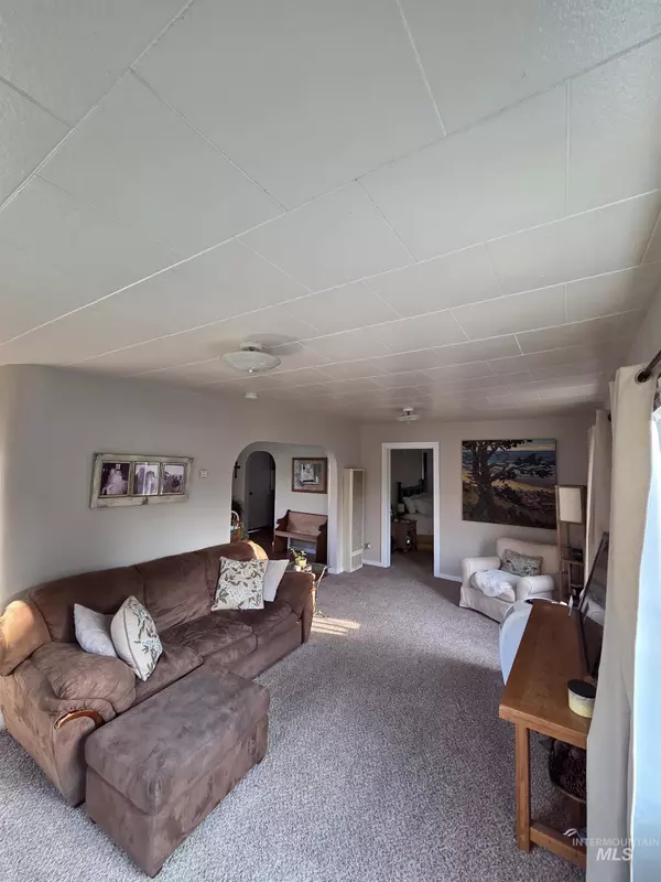 Pomeroy, WA 99347,1550 Main Street