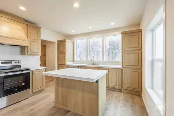 Parma, ID 83660,21566 Market Rd