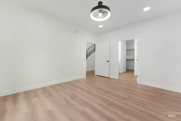 Boise, ID 83704,7131 W Ustick Road