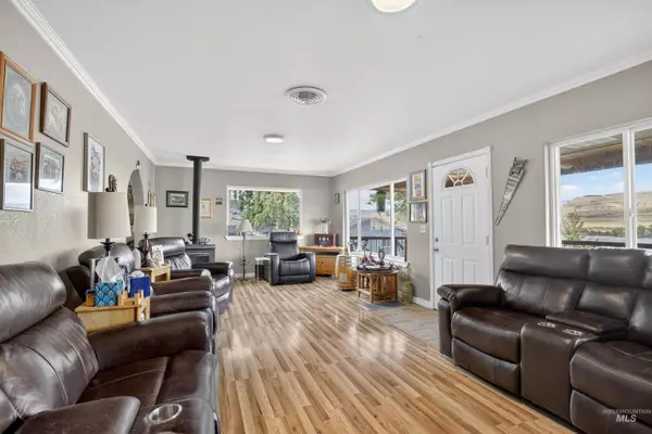 Asotin, WA 99402,3650 Riverside Dr