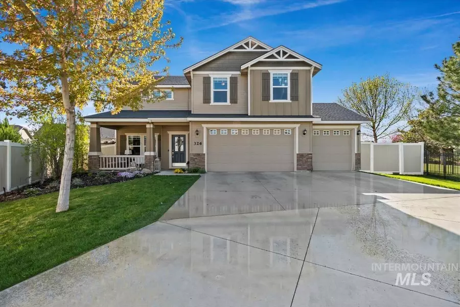 326 S Schober Loop, Nampa, ID 83686