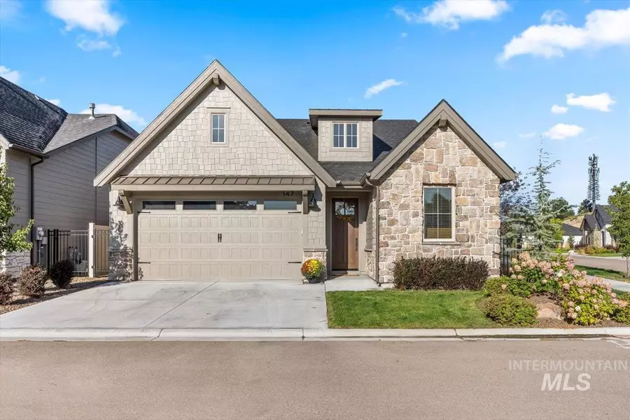 147 N Grove Oak Ln, Eagle, ID 83616