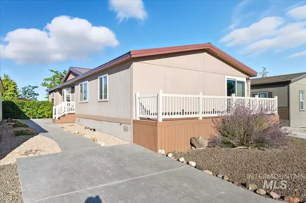 Boise, ID 83716,8301 Blue Heaven Lane