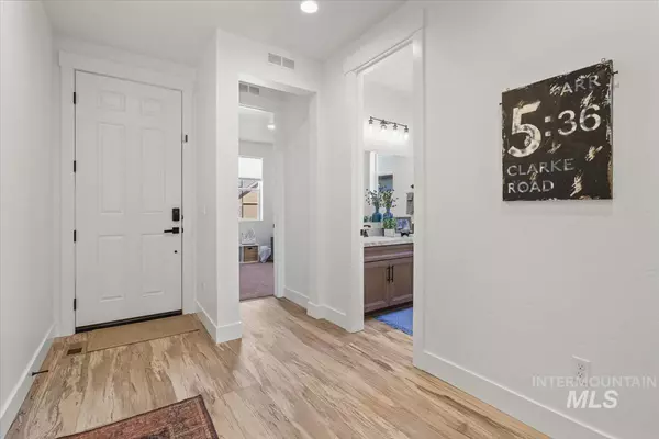 Nampa, ID 83687,8835 E Snow Drop St