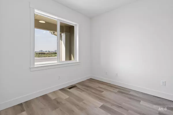 Boise, ID 83716,405 S Diesel Way