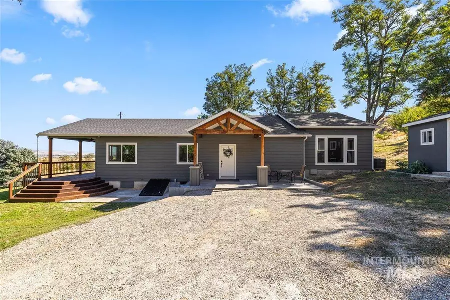 3961 W South Slope Rd, Emmett, ID 83617