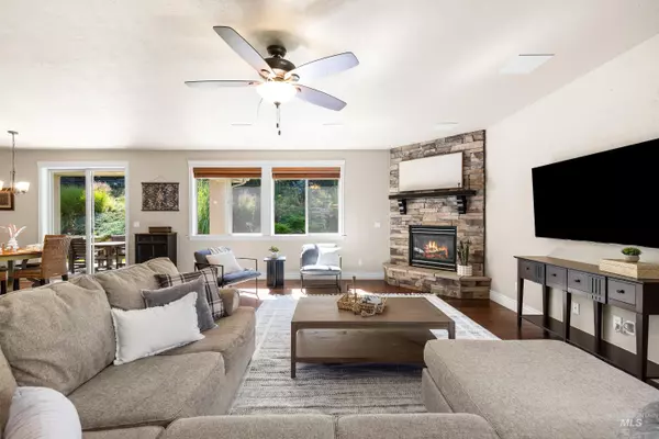 Eagle, ID 83616,5139 W Lockner