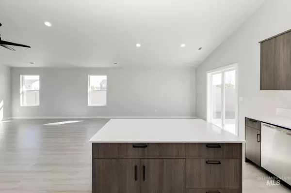 Caldwell, ID 83605,11025 Cart St