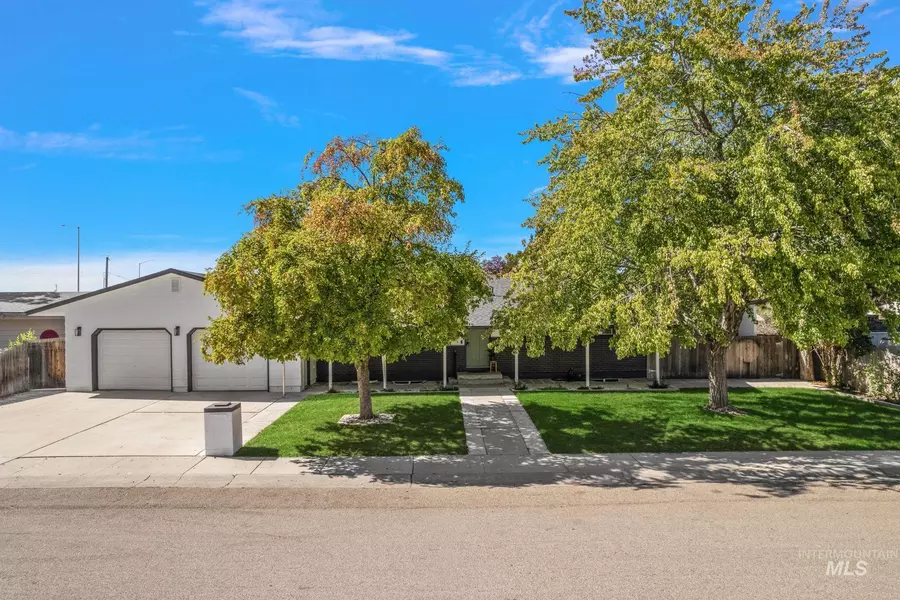 6525 Grandview Dr, Boise, ID 83709