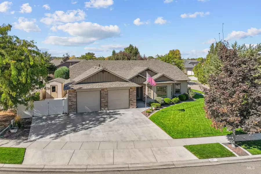1905 S Belknap Loop, Nampa, ID 83686