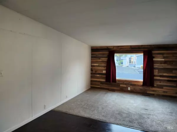 Moscow, ID 83843,411 N Almon #305