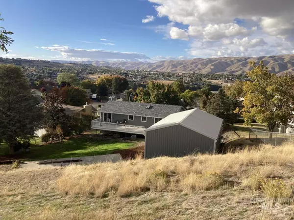 Lewiston, ID 83501,232 Larkspur Ln