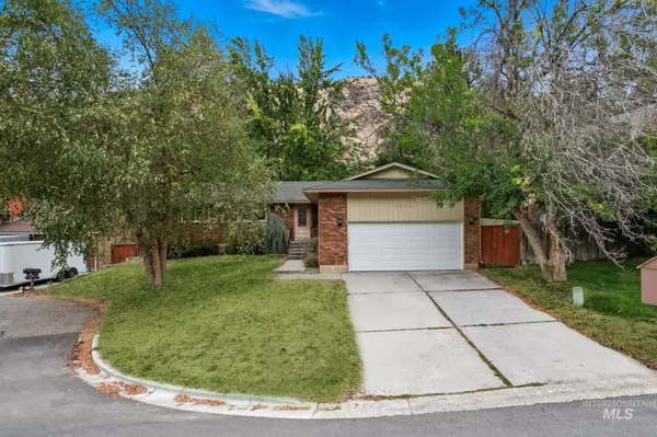 Boise, ID 83703,5927 N Collister Dr