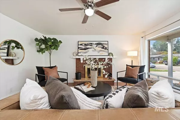 Boise, ID 83709,1402 S Oaklawn Dr