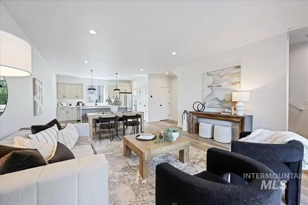 Boise, ID 83705,1717 S Rock View Ln