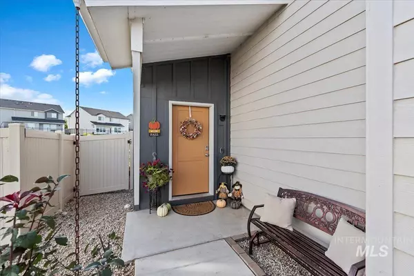 Meridian, ID 83642,400 S Sunset Point Way