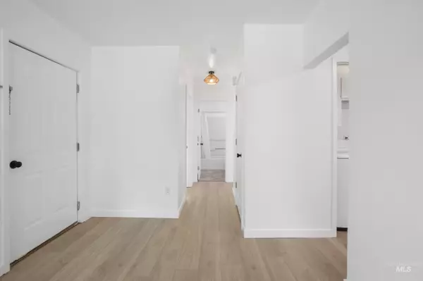 Lewiston, ID 83501,227 17th Avenue