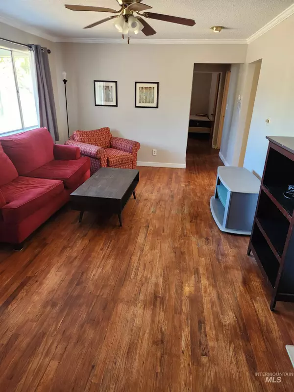 Mountain Home, ID 83647,1030 N 6th East