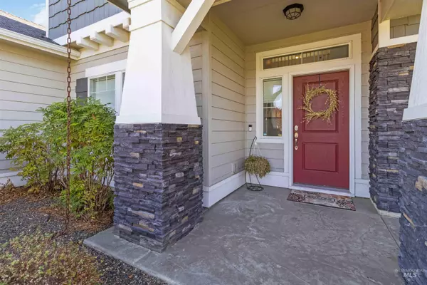 Eagle, ID 83616,892 N. Chastain Lane