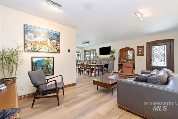 Boise, ID 83702,1121 N 17th Street