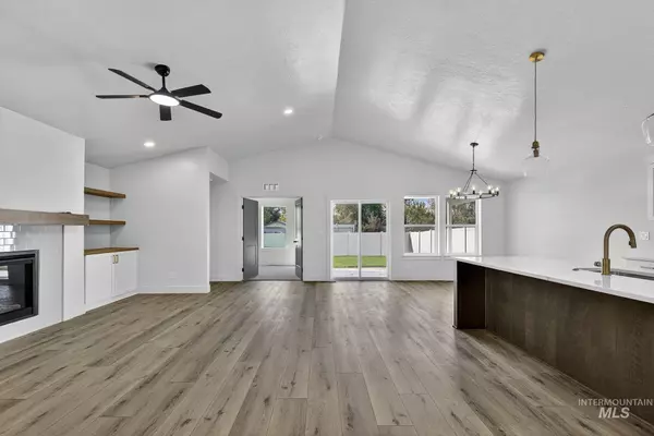 Parma, ID 83660,319 N 11th St