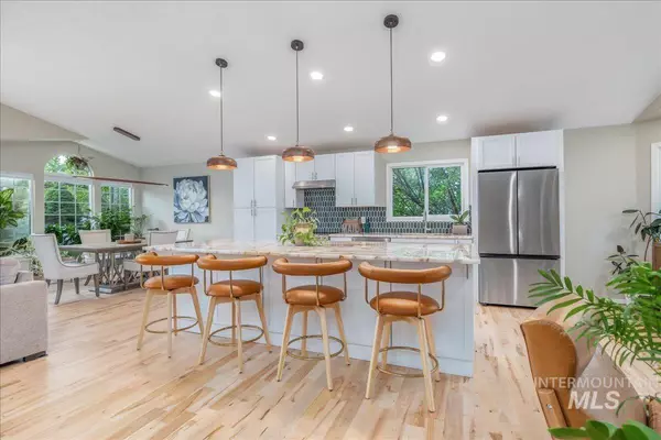 Boise, ID 83714,5033 N Edenburgh Way