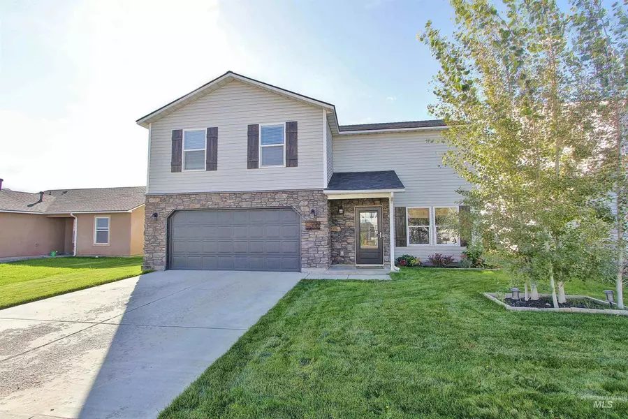 3012 Arcadian Dr, Caldwell, ID 83605