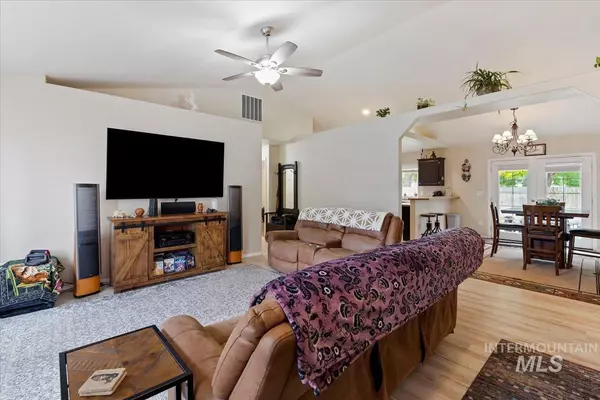 Caldwell, ID 83605,323 Sunridge Drive