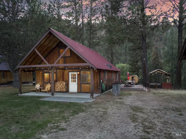 Garden Valley, ID 83622-6006,14 Coyote Ln