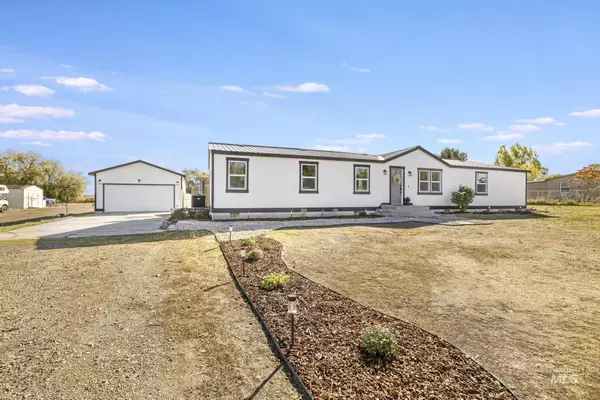 Filer, ID 83328,3862 N 2445 E