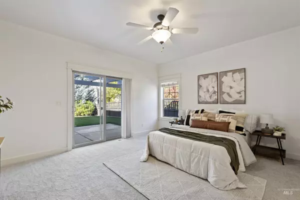 Boise, ID 83714,12087 Humphrey's