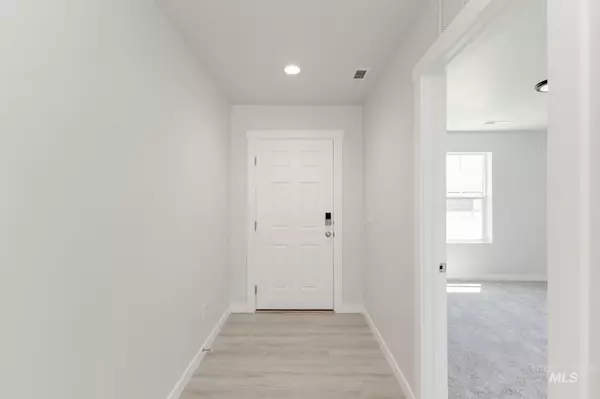 Star, ID 83669,2381 N Silver Wolf Ave