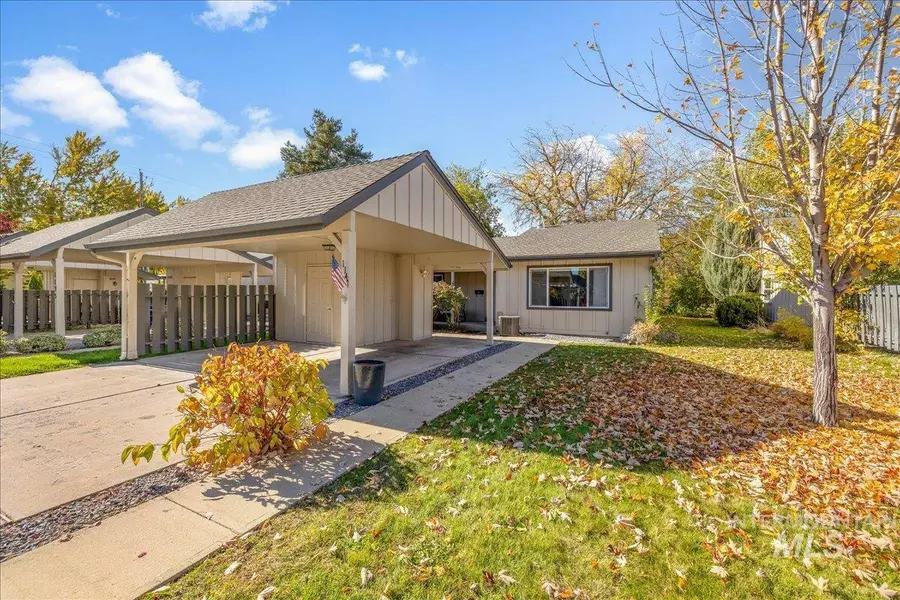 1147 S Abbey Circle, Boise, ID 83705