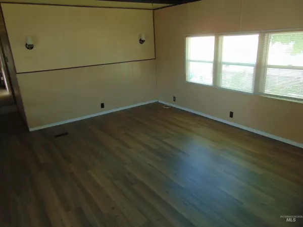 Lewiston, ID 83501,1227 Alder Ave.