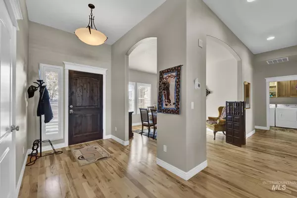 Nampa, ID 83651,12220 Apple Rose Way