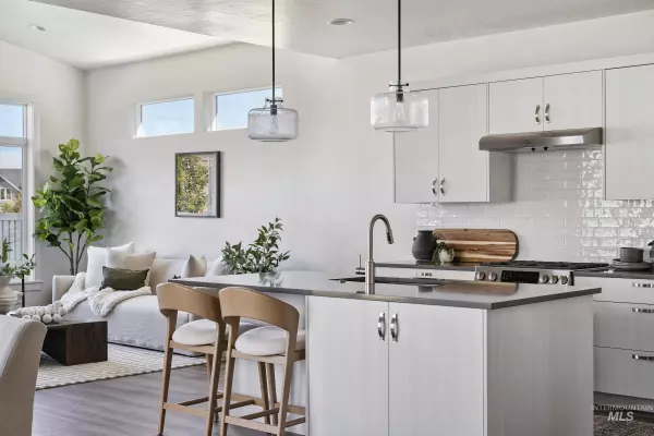 Nampa, ID 83687,10264 Stony Oak Court