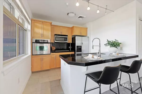 Boise, ID 83702,406 S 13th St