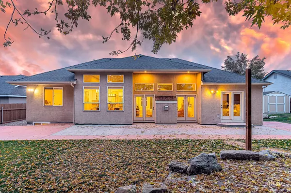 Eagle, ID 83616,1786 N Prestwick