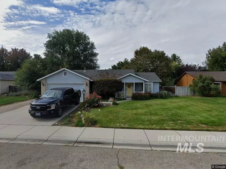 215 N Mira, Star, ID 83669