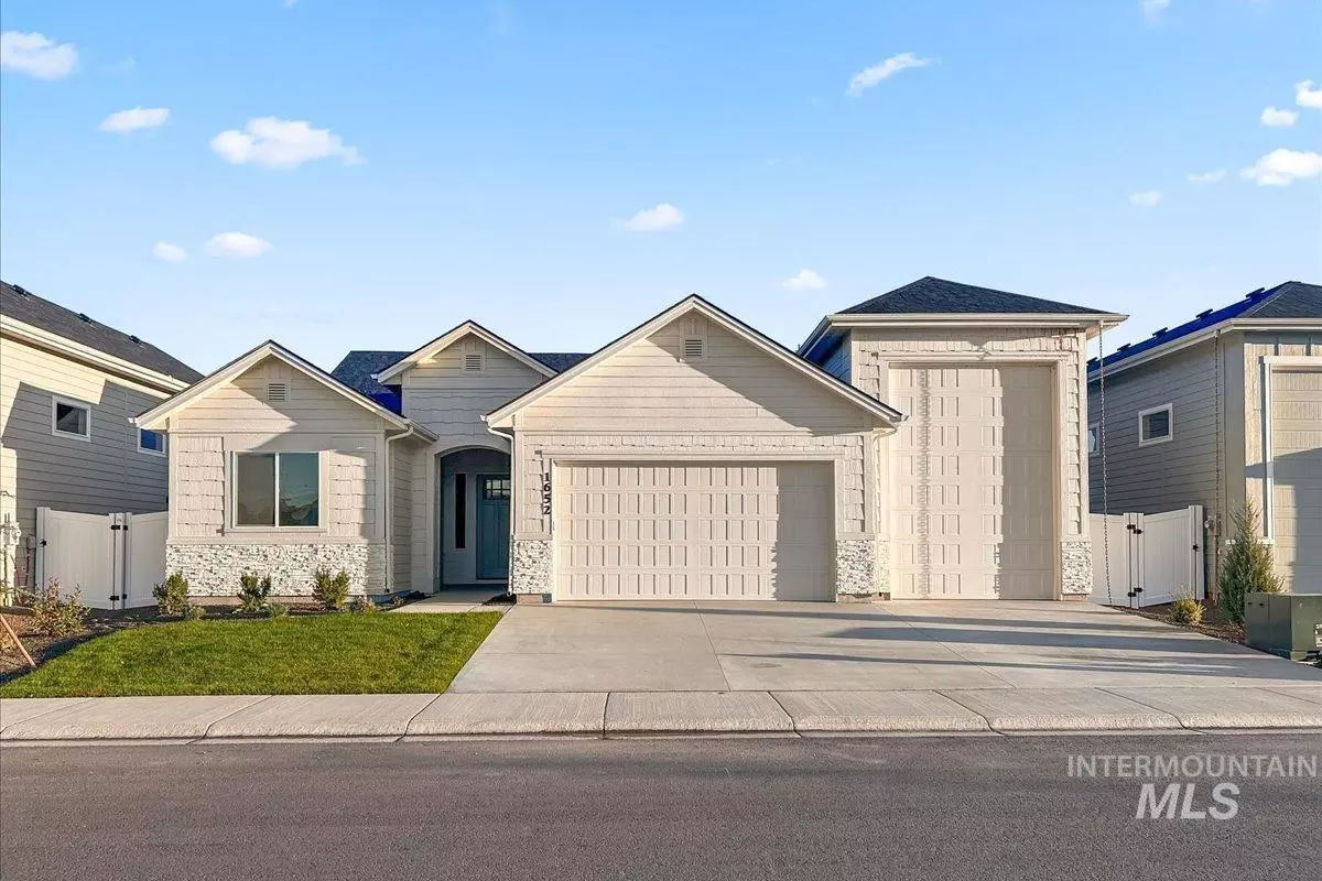 Emmett, ID 83617,1652 Sandbar Rd