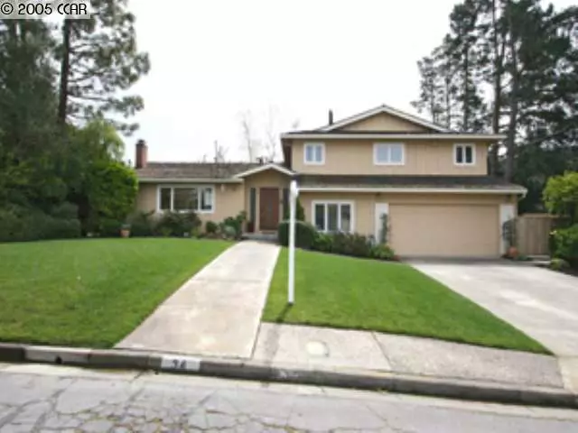 Moraga, CA 94556,34 SARAH LN