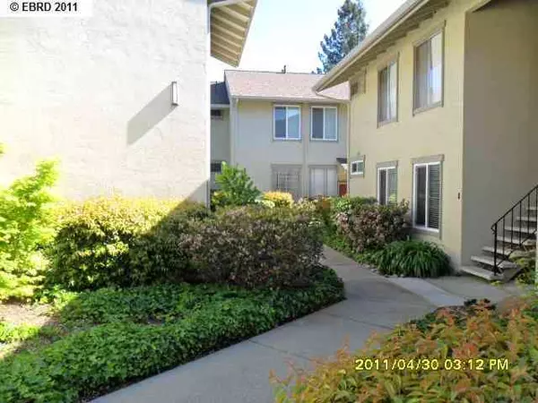 2560 WALNUT BLVD #20, Walnut Creek, CA 94596