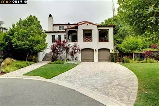 Moraga, CA 94556,15 AVILA PL